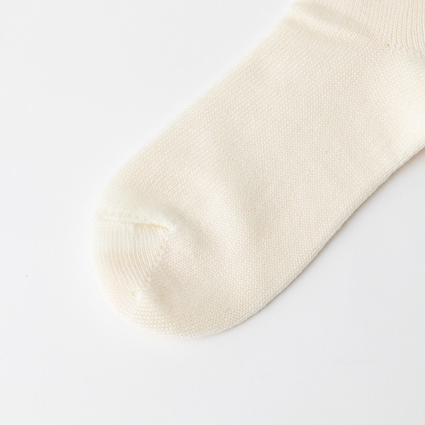 AKOMEYA TOKYO/ 絹屋　極・極暖シルク　2重編み　靴下　アイボリー