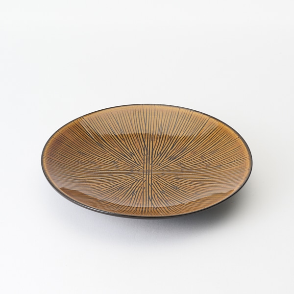 AKOMEYA TOKYO/ 利左エ門窯 Sen彫 6寸皿 飴釉(6寸 飴釉): 食器