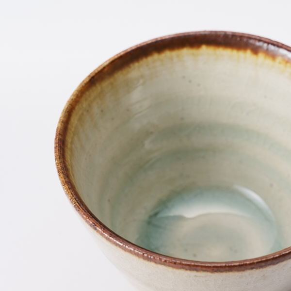 AKOMEYA TOKYO/ 隆月窯 ぐいのみ 青磁灰釉(青磁灰釉): 食器