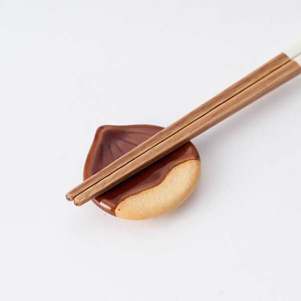 季節の箸置き 栗