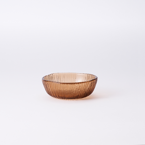 AKOMEYA TOKYO/ 線彫Glass 小鉢 ブラウン(小鉢 ブラウン): 食器