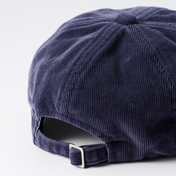 新品 Johnstons of Elgin ビーニー ネイビー Johnstons Of Elgin Navy