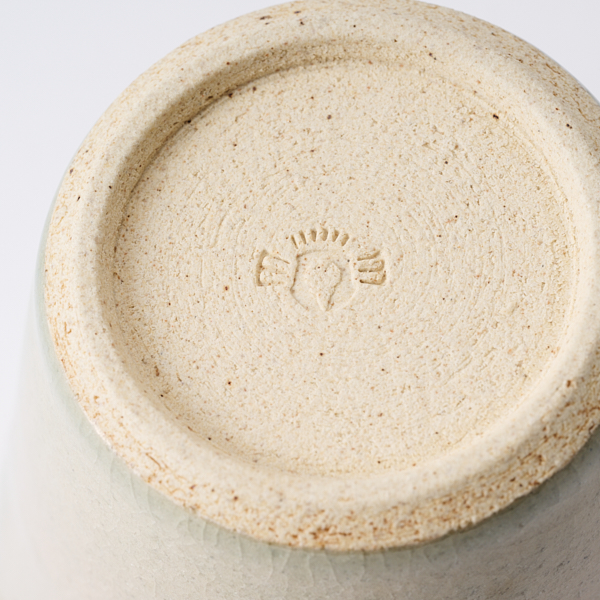 AKOMEYA TOKYO/ 隆月窯 片口酒器 青磁灰釉