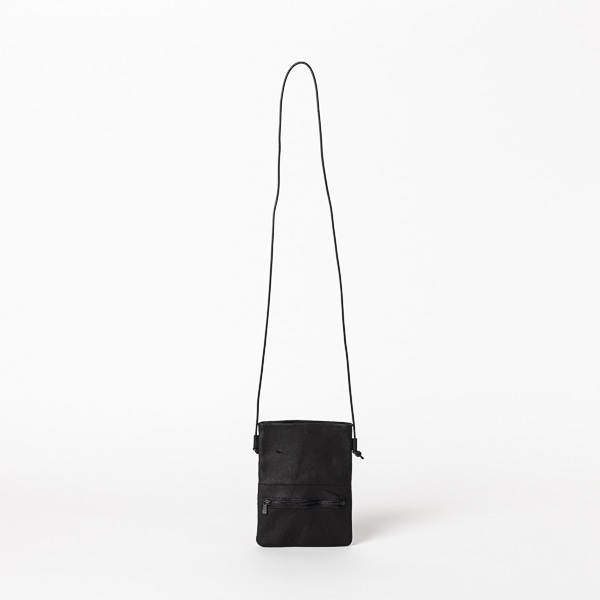 sonor/ ARAI_PASSCASE L Black(ブラック): ファッション