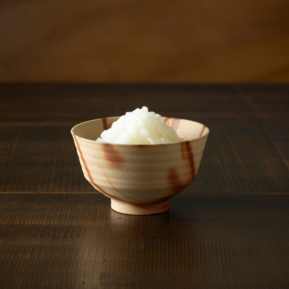￥８0００に値下げ‼　薩摩焼　(帯留め お地蔵様)　唐津焼　(盃鮫肌片口)セツト AKOMEYA TOKYO/ 備前焼 緋襷飯碗 白土(白土): 食器｜AKOMEYA TOKYO