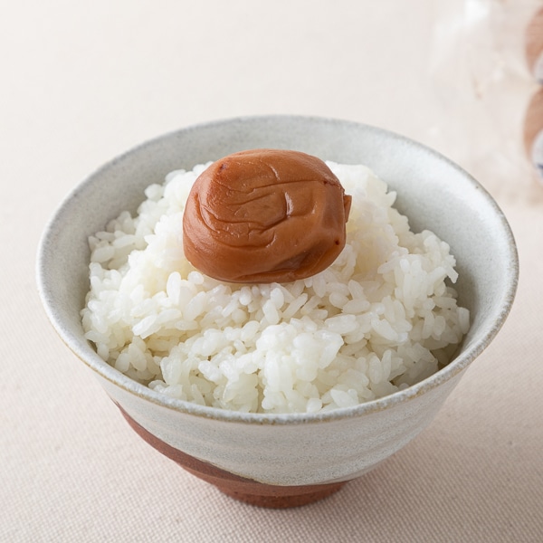 あごだし梅 10粒入 10粒入 ごはんのお供 缶詰 Akomeya Tokyo あごだし梅 10粒入 10粒入 ごはんのお供 缶詰 Akomeya Tokyo