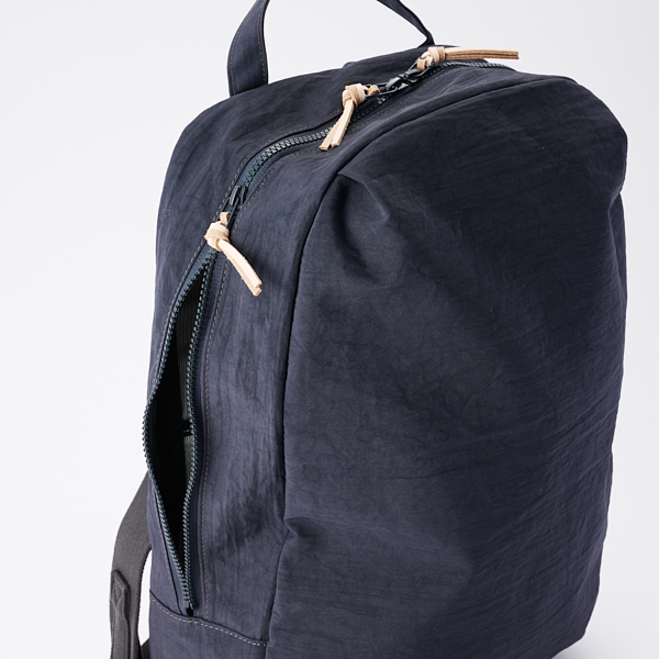 NIZYU KANO/ FUKUI SIWAナイロンリュックM ダークグレー