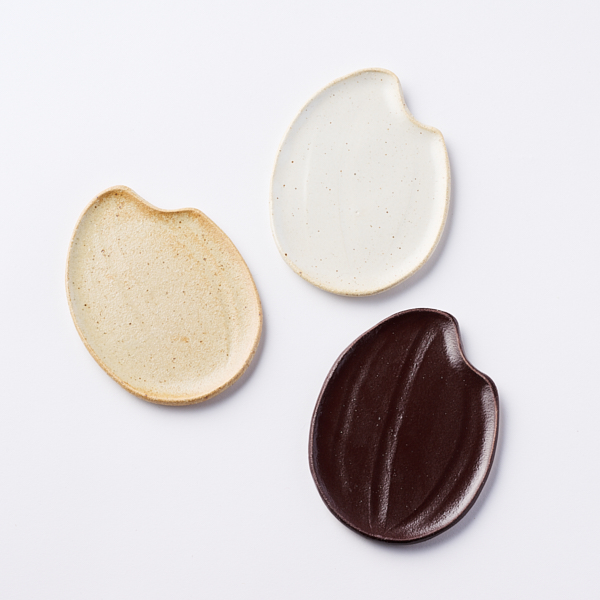 AKOMEYA TOKYO/ おこめの豆皿 黒米