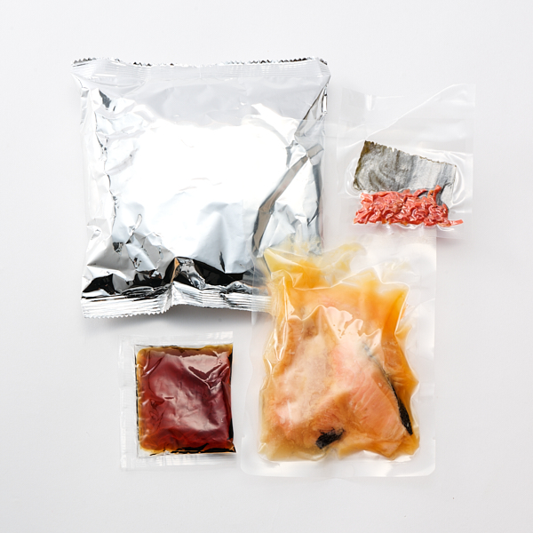 AKOMEYA TOKYO/ 炊き込みごはんの素 宮城県産鮭バターめし 2合炊き用