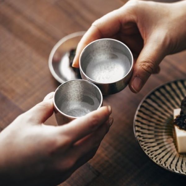 大阪錫器 猪口 弥生(弥生): 食器｜AKOMEYA TOKYO