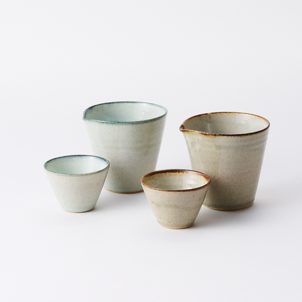 AKOMEYA TOKYO/ 隆月窯 片口酒器 青磁灰釉