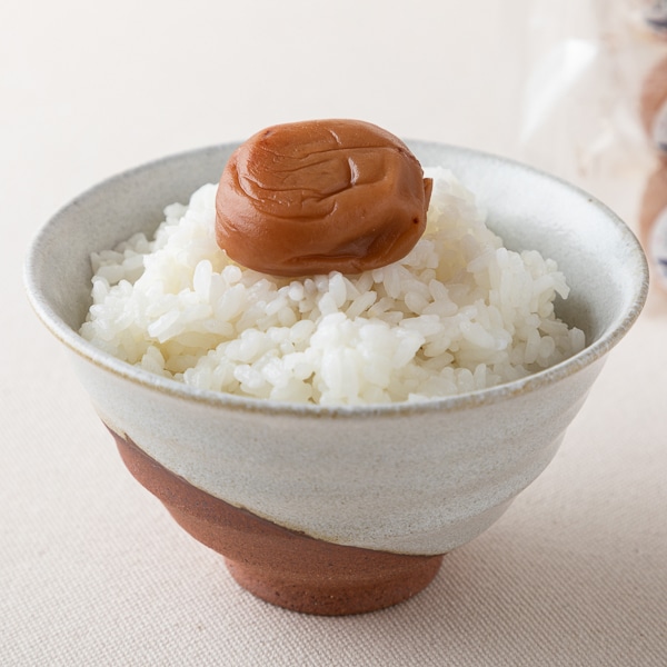 あごだし梅 10粒入 10粒入 ごはんのお供 缶詰 Akomeya Tokyo あごだし梅 10粒入 10粒入 ごはんのお供 缶詰 Akomeya Tokyo