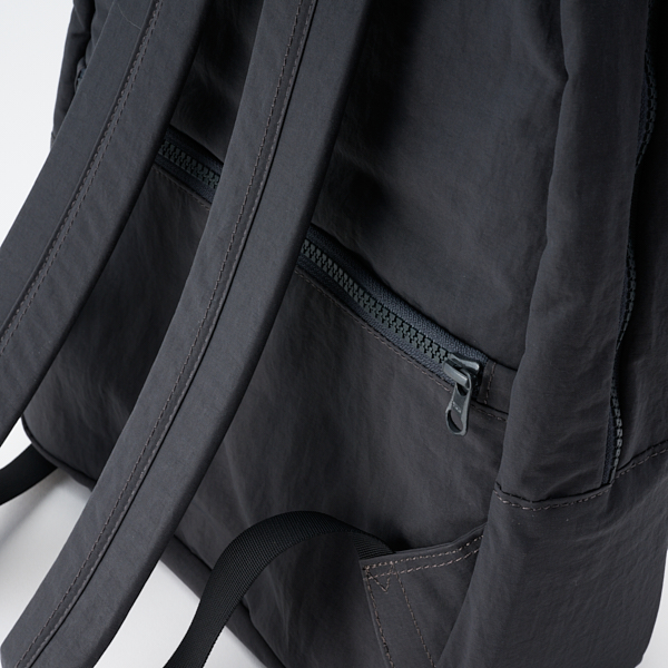 NIZYU KANO/ ライトナイロンリュック S スレートグレー