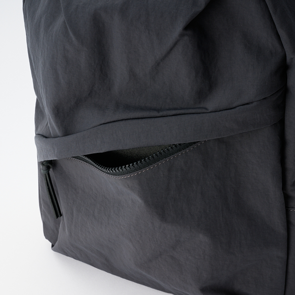 NIZYU KANO/ ライトナイロンリュック S スレートグレー