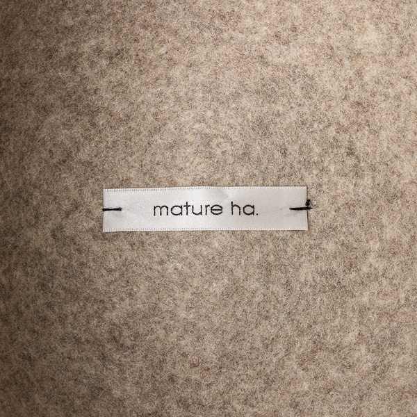 mature ha./ widen bell hatundryed wool light brown