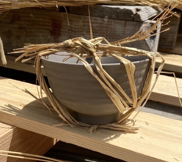 AKOMEYA TOKYO/ 備前焼 緋襷飯碗 黒土