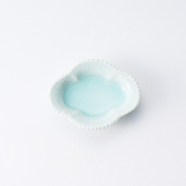 有田おてしょ皿 青白磁木瓜型