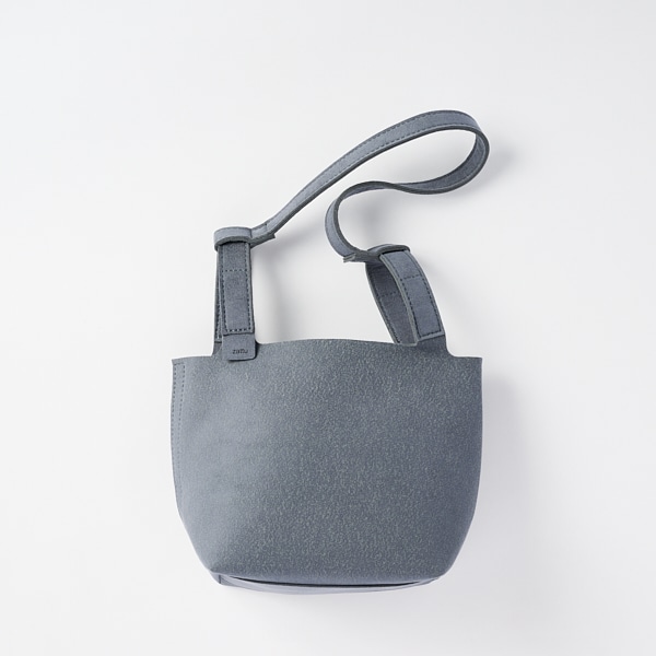zattu(ザッツ)｜CHAVES マイクロスエードショルダーバッグ/グレー の通販｜ELLESHOP・(エル・ショップ)