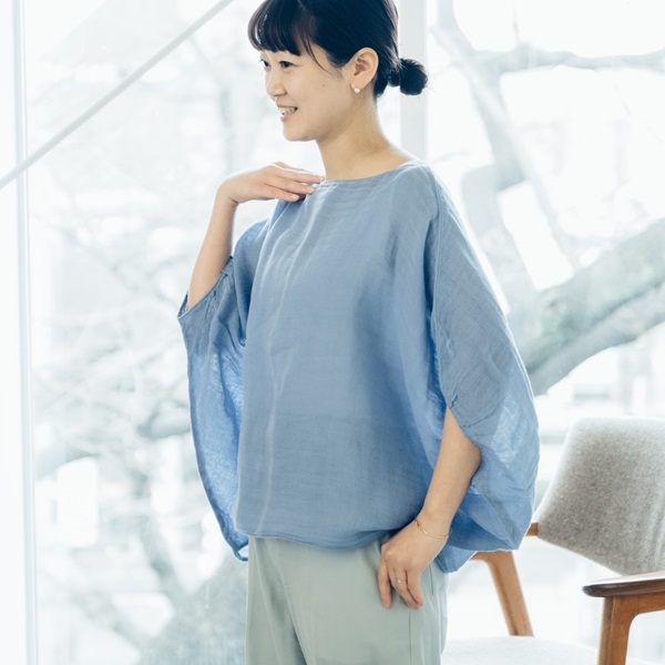 AKOMEYA TOKYO/ 風とおすワイドスモック　空