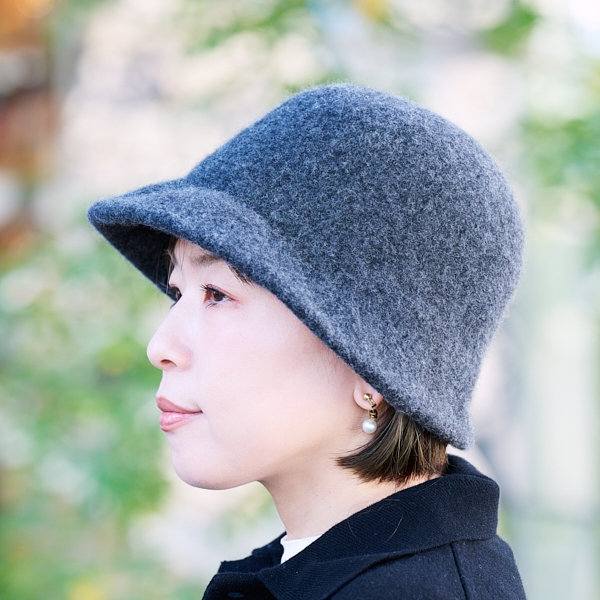 AKOMEYA TOKYO/ Berta カシミヤ混ウールハット チャコールグレー
