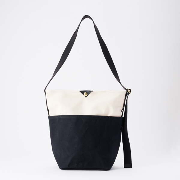 NIZYU KANO/ TWO-TONE ワンショルダーS 生成×ブラック