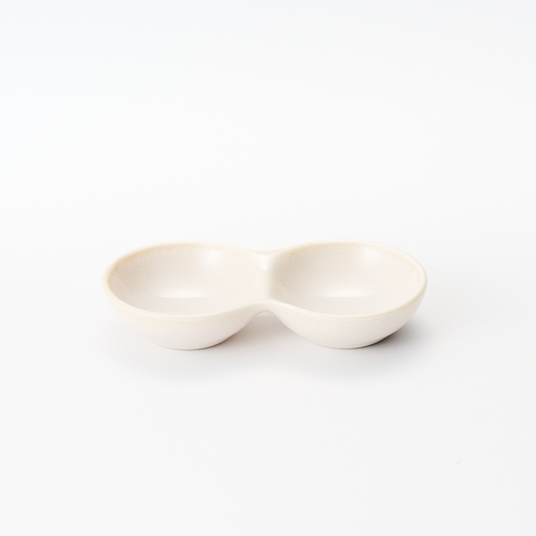 AKOMEYA TOKYO/ 仕切り薬味皿 二連 白うのふ