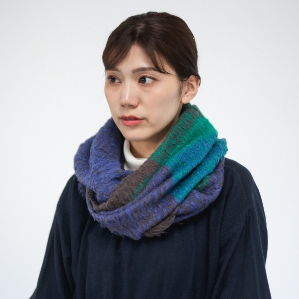 AKOMEYA TOKYO/工房織座 BRUSHED COTTON SNOOD ブルー×グリーン