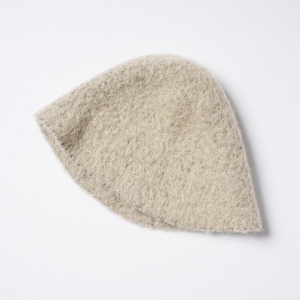 AKOMEYA TOKYO/p cnq　riz knit hat ベージュ