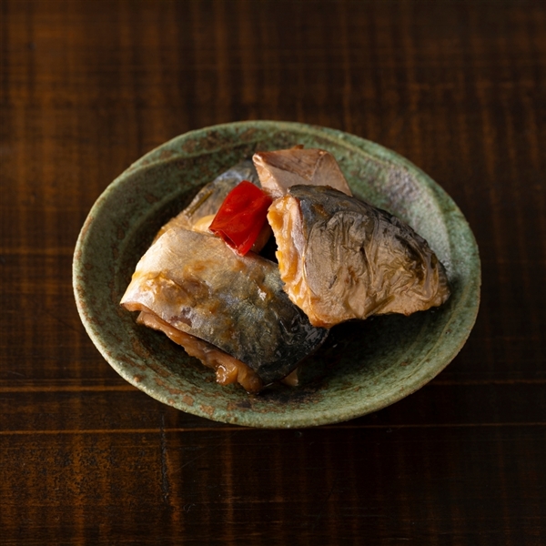 AKOMEYA TOKYO/ 国産鯖のアヒージョ