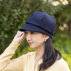 mature ha./ chez Ameil caprecycle wool melton navy