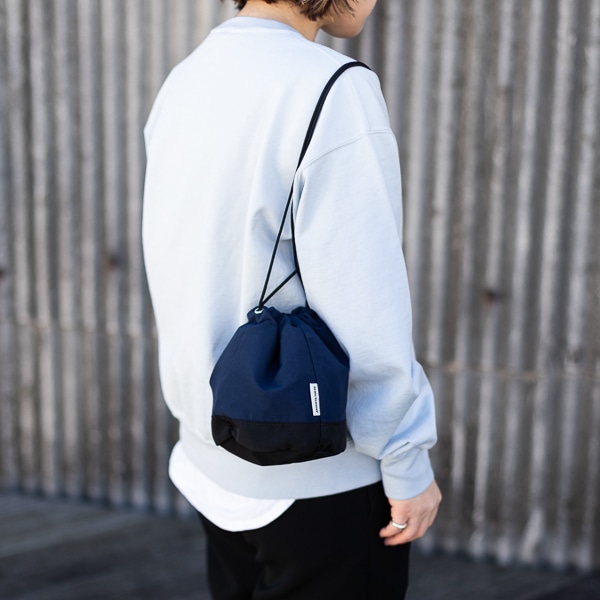 AKOMEYA TOKYO/ WE-ME Kinchaku Pouch　ネイビー