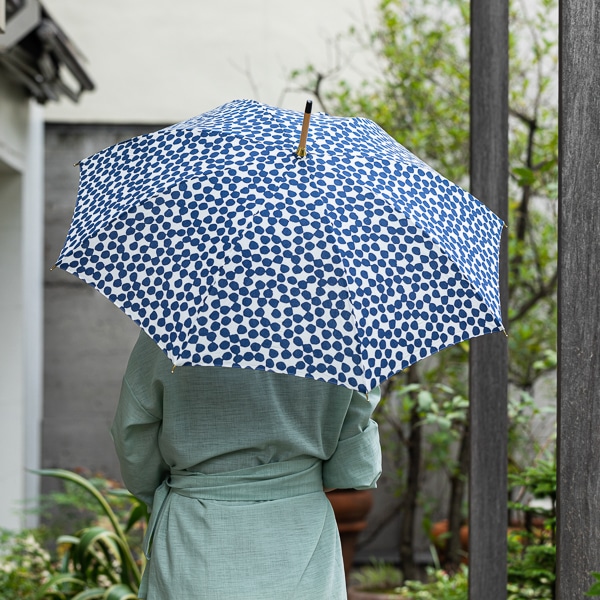 AKOMEYA TOKYO/ 東京洋傘　UVカット 防水 晴雨兼用　日傘　リップルドット　ネイビー