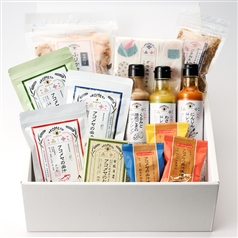 AKOMEYA TOKYO/ アコメヤ贅沢ギフトセット