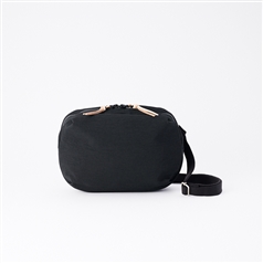 NIZYU KANO/ FUKUI SIWA ボディバック S ブラック