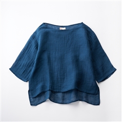 AKOMEYA TOKYO/ ゆったりボートネックシャツ 紺