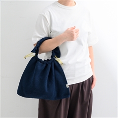 AKOMEYA TOKYO/ knit mellow bag ネイビー