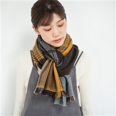 AKOMEYA TOKYO/工房織座 KAWARI WOOL MAFFLER マスタードブラウン