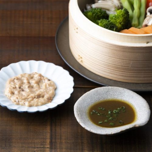 野菜のせいろ蒸し 2種のドレッシング(梅マヨネーズ・オリーブオイルポン酢)