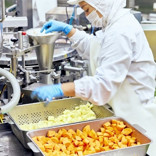 構想3年、開発2年！「和のおかず」をカレーで表現する、AKOMEYA TOKYOの新しいレトルトカレー