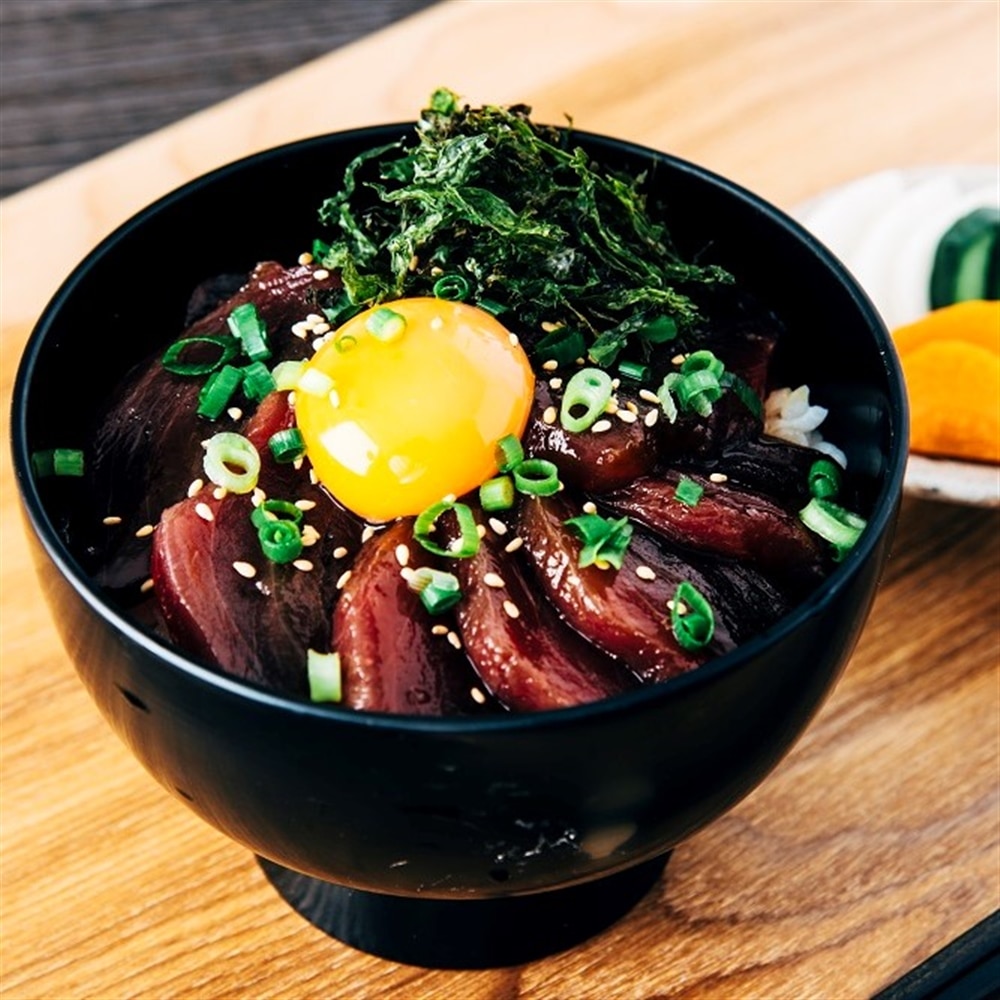 まぐろ漬け丼