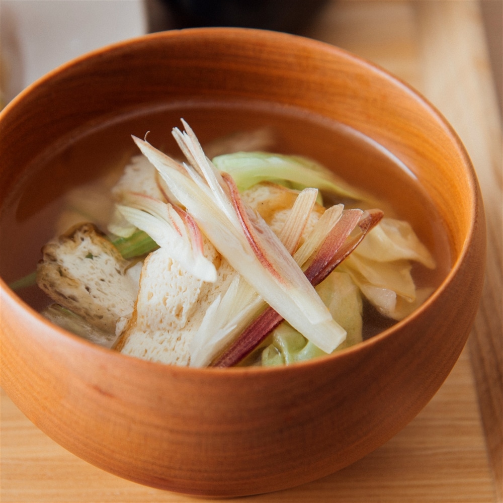 【かつお出汁】おあげと春の旬野菜のお椀