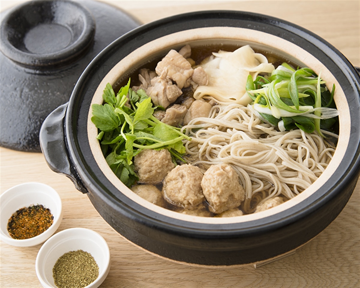 野菜出汁 蕎麦と鶏肉の年越し鍋 Akomeya Tokyo