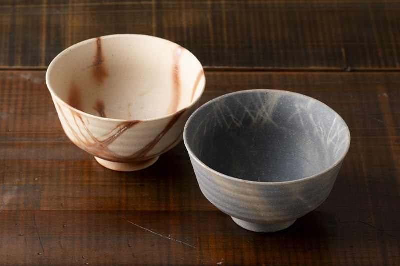 陶　板　2　備前焼 廃棄される備前焼をリサイクルして生まれた「再生備前」の飯碗