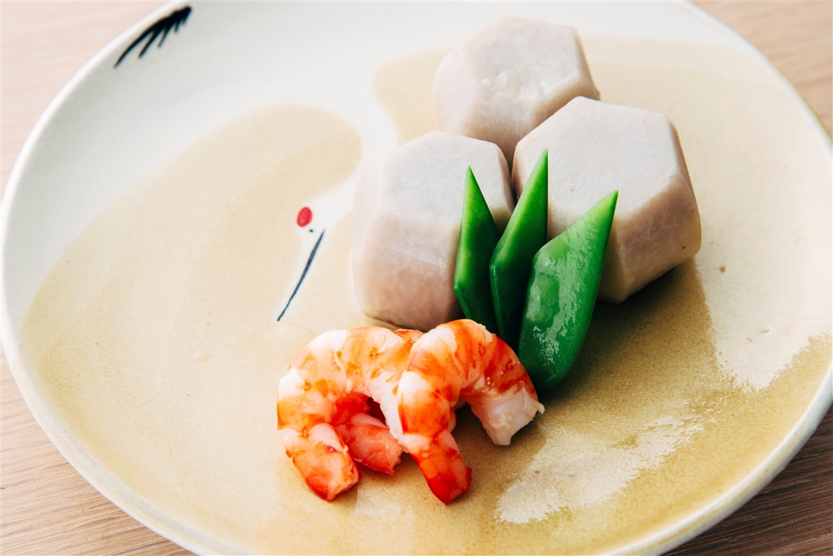 のどぐろ白だし えびと里芋の煮物 Akomeya Tokyo