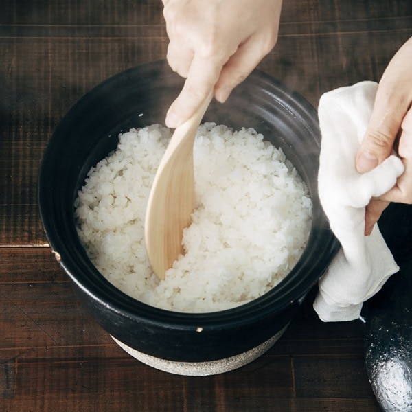 黒釉ごはん土鍋